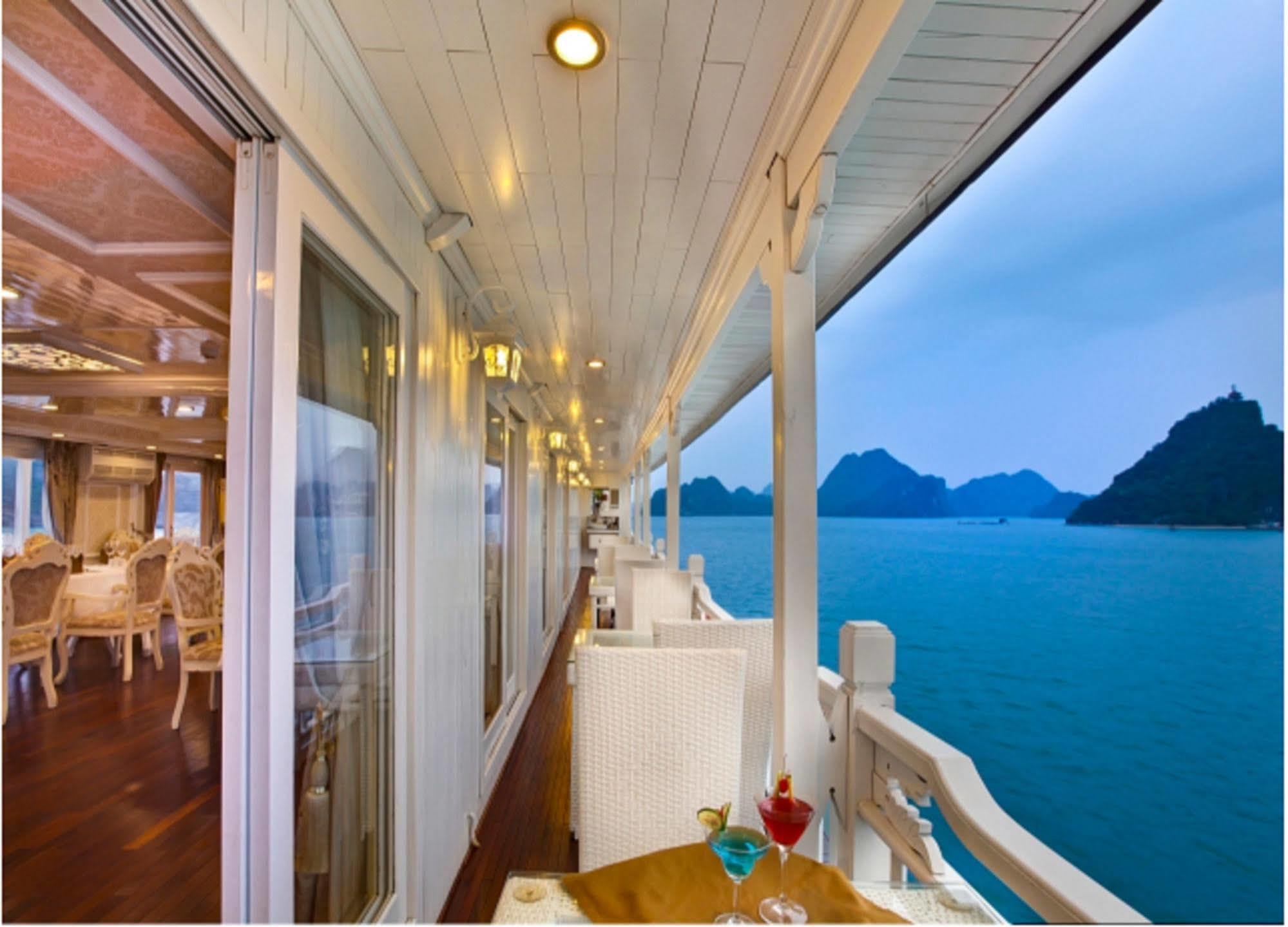 Signature Halong Cruise ฮาลอง ภายนอก รูปภาพ