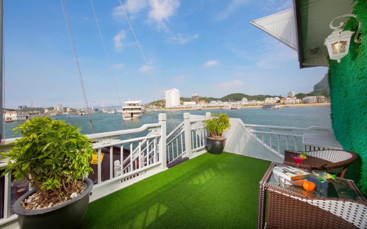 Signature Halong Cruise ฮาลอง ภายนอก รูปภาพ